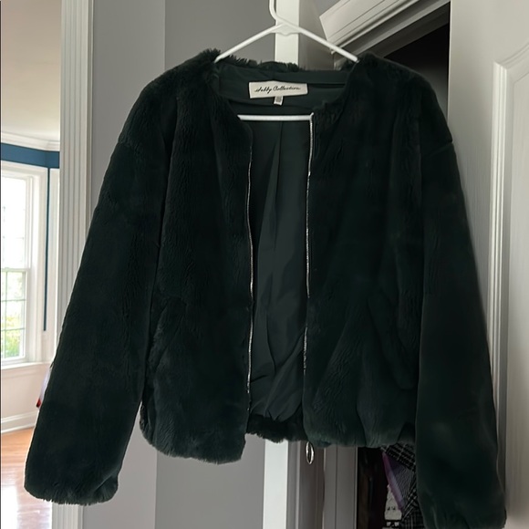 Beautiful green fur short coat - Picture 1 of 2